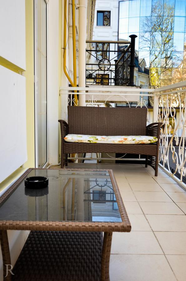 Hotel MAMAN Odessa Exterior foto