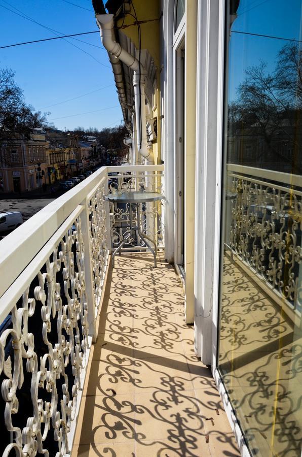 Hotel MAMAN Odessa Exterior foto