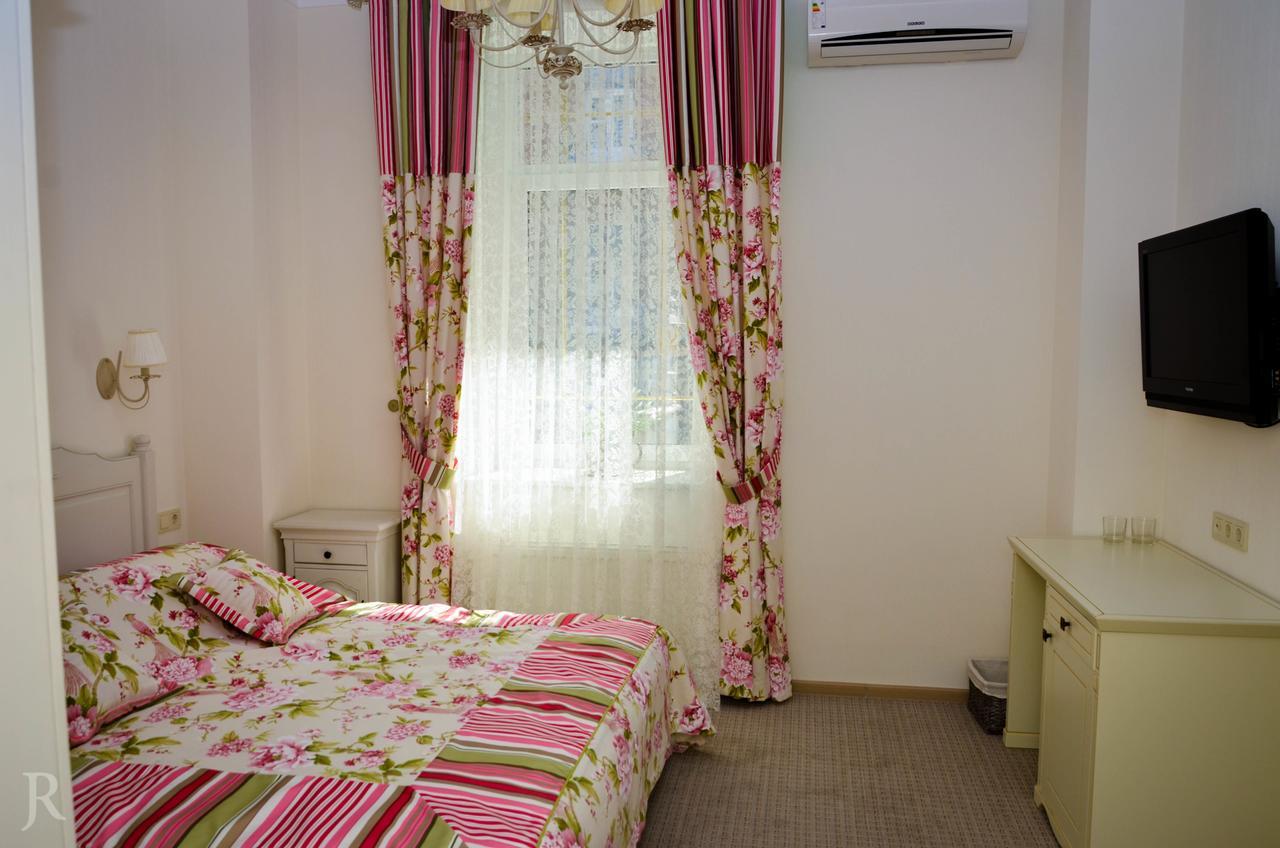 Hotel MAMAN Odessa Exterior foto