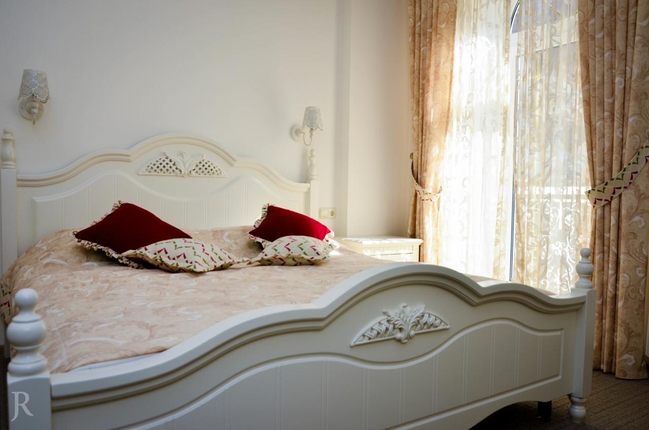 Hotel MAMAN Odessa Exterior foto